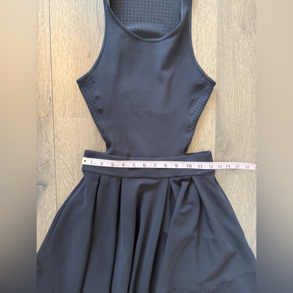 Lululemon Black Away Dress Size Small - Picture 9 of 13